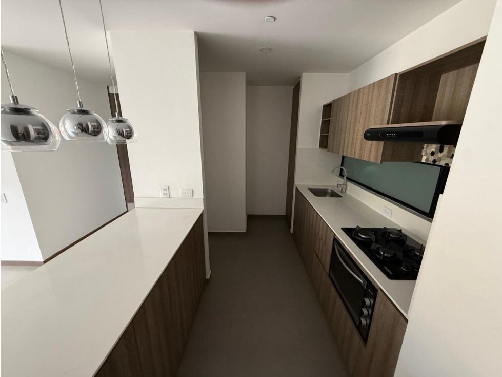 Apartamento en renta sector envigado Colina campestre — foto 3