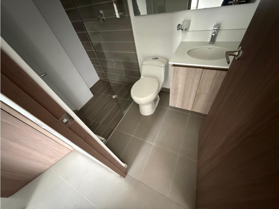 Apartamento en renta sector envigado Colina campestre — foto 6