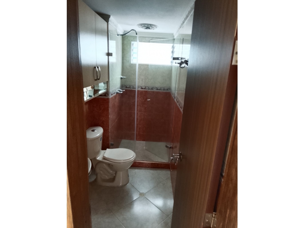 SE VENDE APARTAMENTO - 4