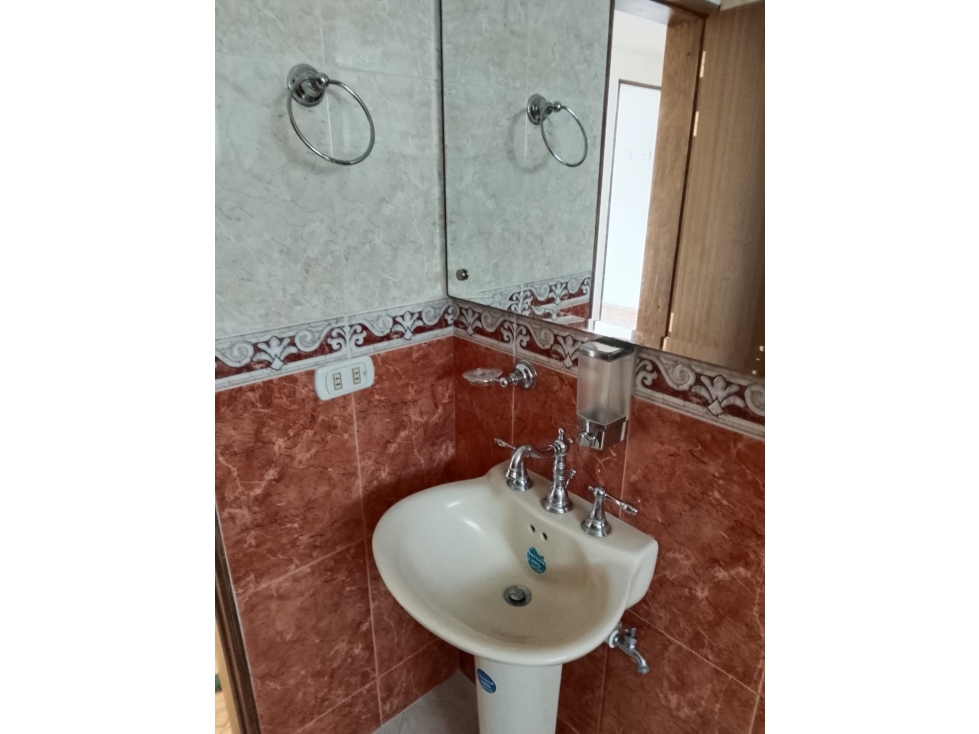 SE VENDE APARTAMENTO - 6