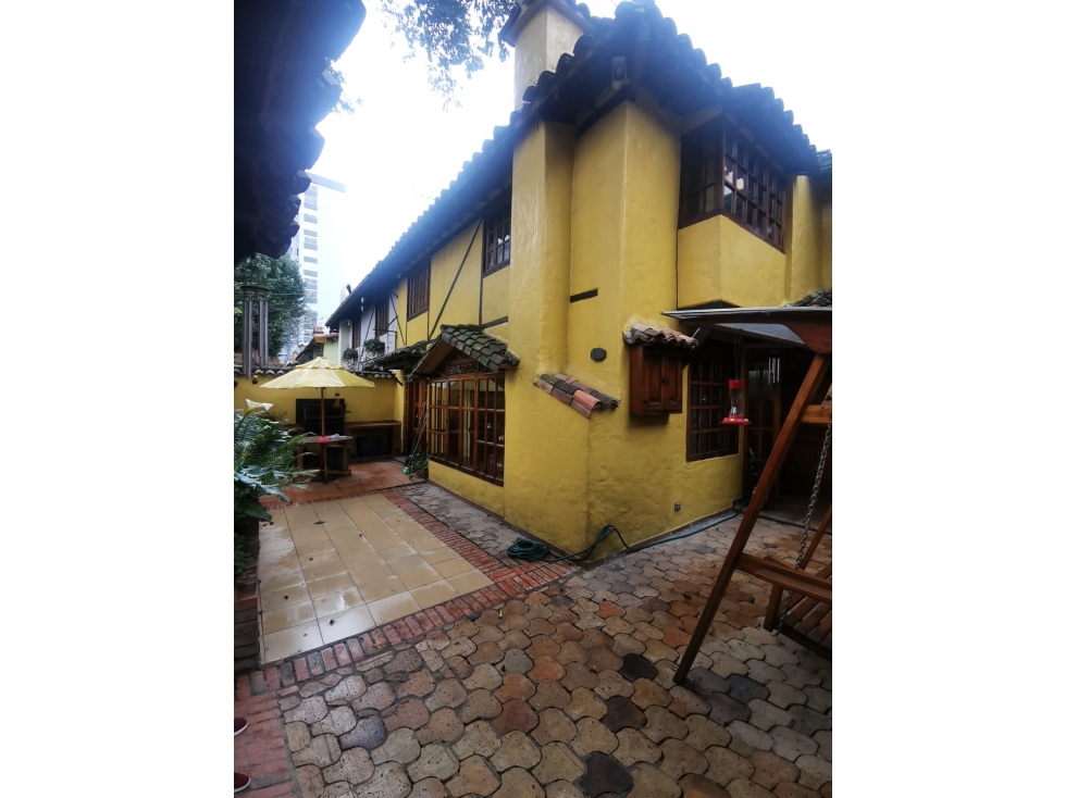 Casa en VENTA - Ubicada en Cedritos (Nuevo Country) Estilo colonial — foto 2