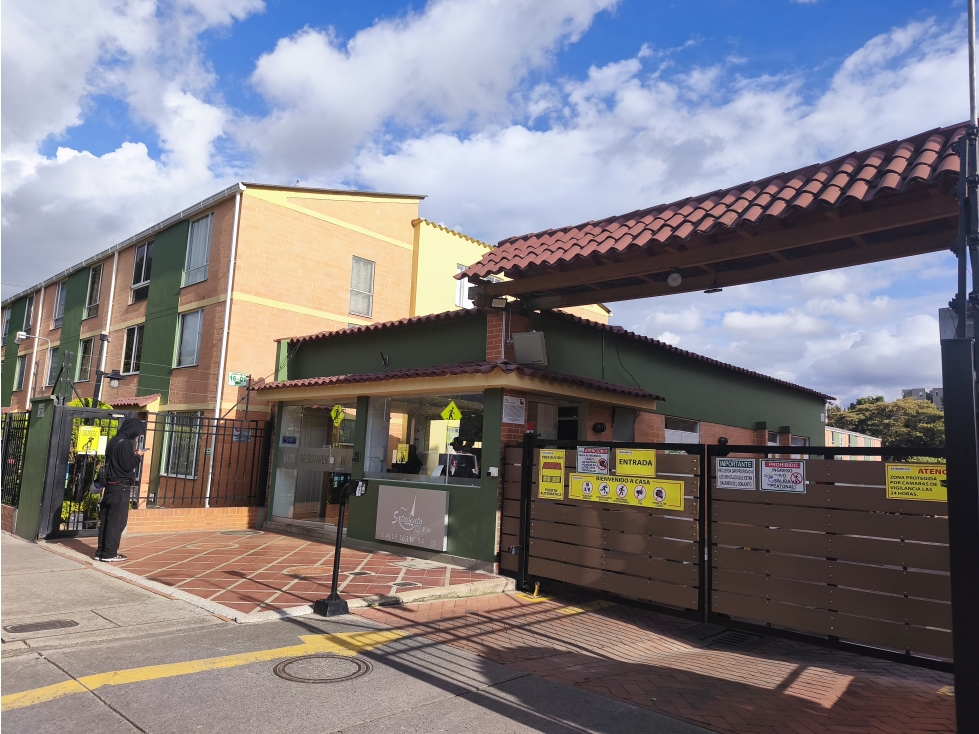 Casa en Venta en Mazuren - Conjunto Sotavento III - 1