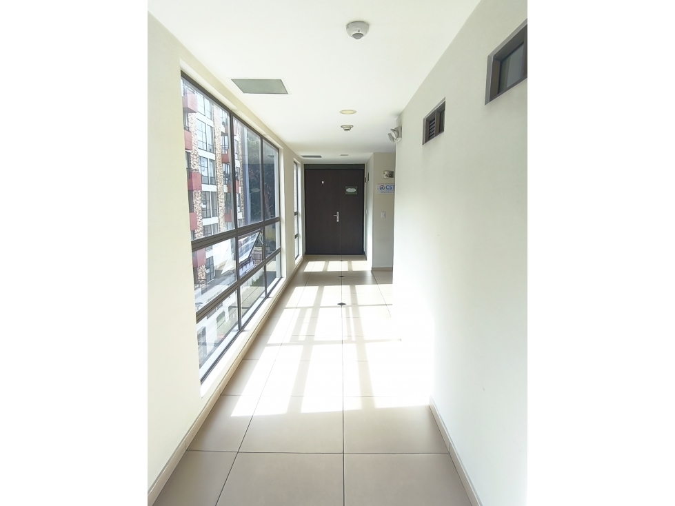 Oficina en Arriendo en el Barrio San Antonio Norte - 79 Mts — foto 4