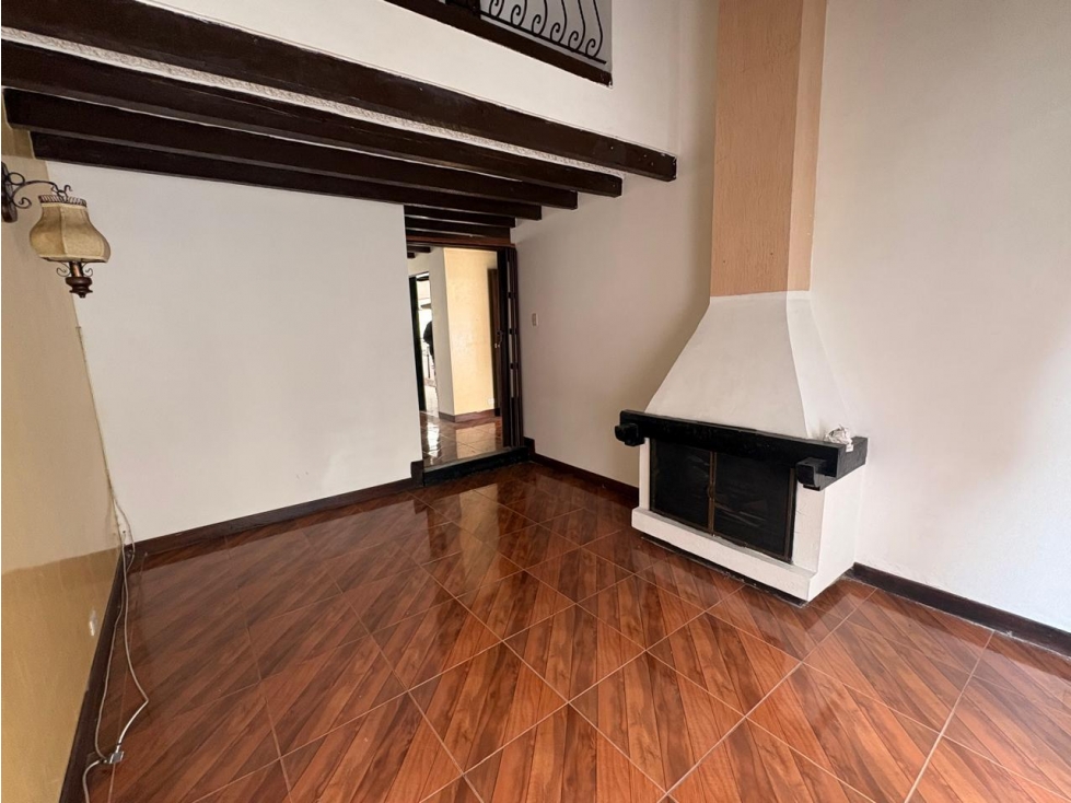 Casa en Venta - Cedritos - 2