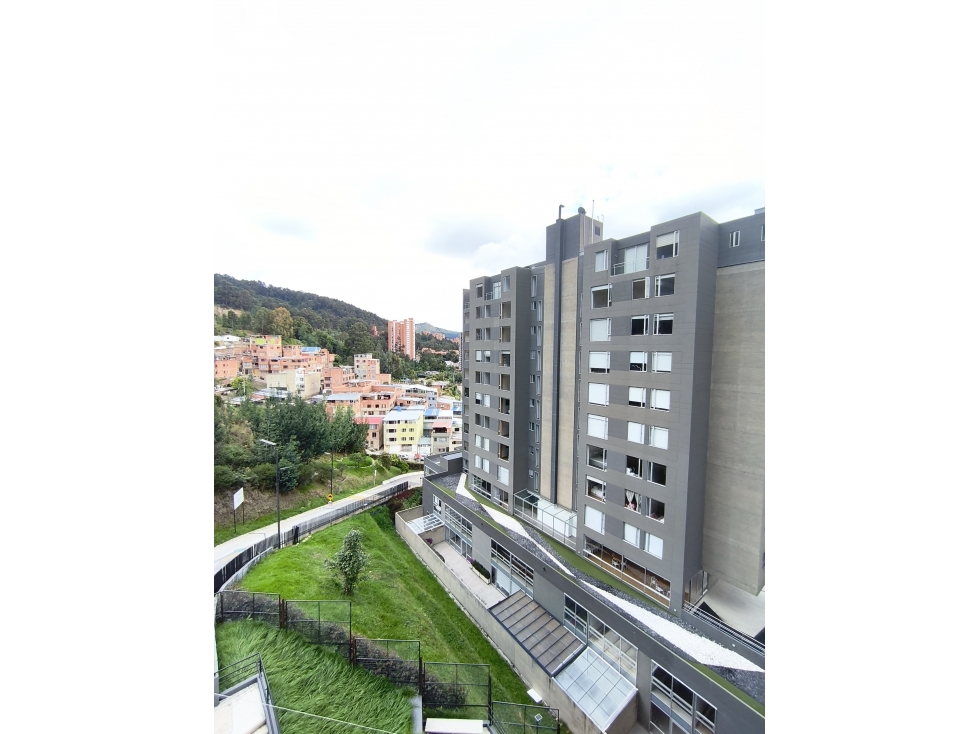 Apartaestudio en Venta en North Point Piso 13