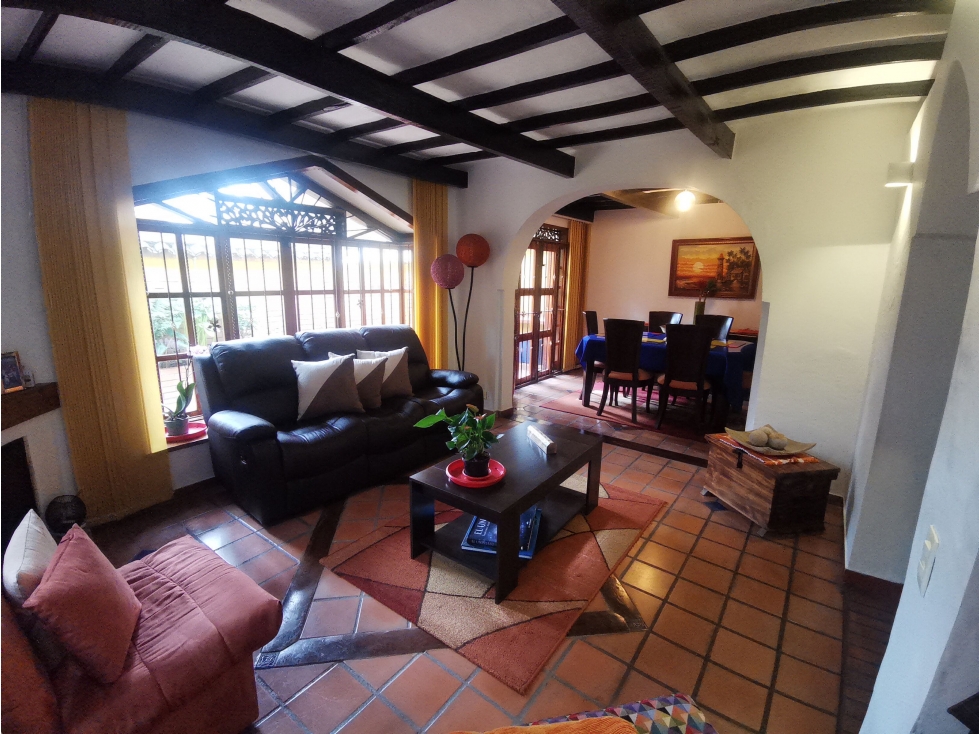 Casa en VENTA - Ubicada en Cedritos (Nuevo Country) Estilo colonial — foto 6