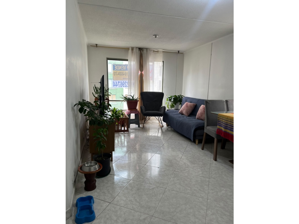 Apartamento en Venta para remodelar San Cristóbal Norte 3 Alcobas — foto 5