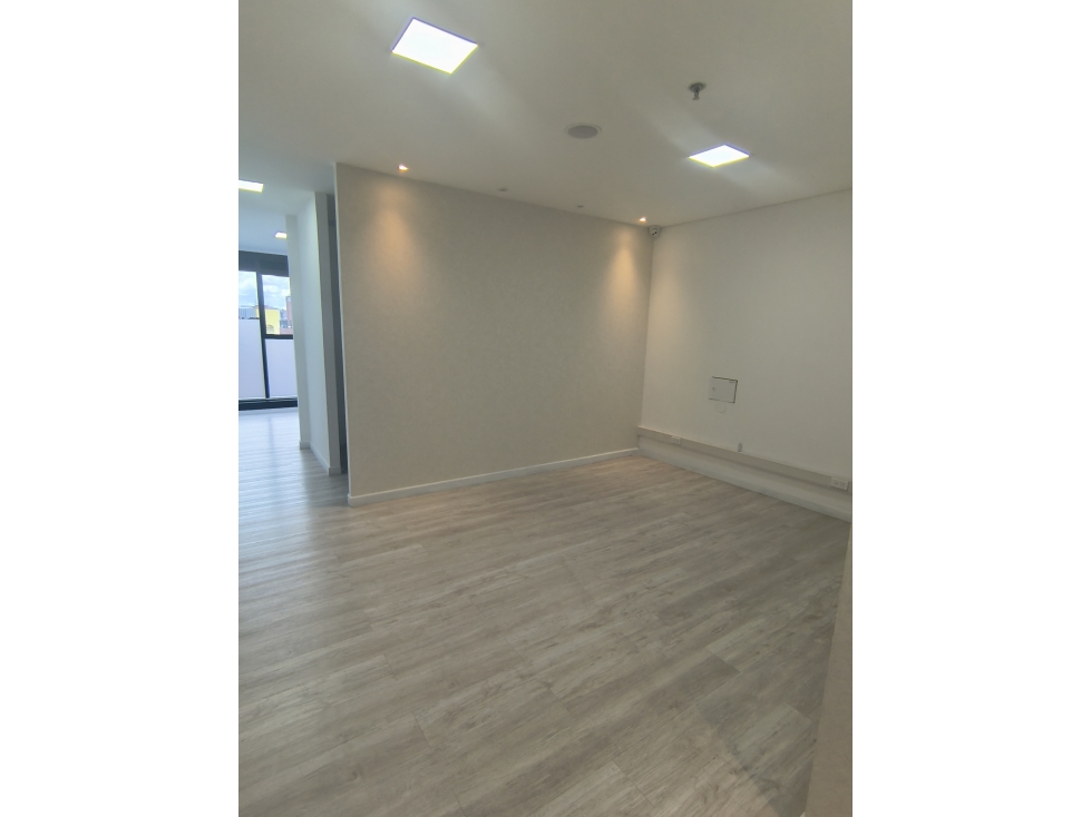 Venta de Oficina en cedritos - Piso 4 406 - Edificio Torre HHC — foto 3
