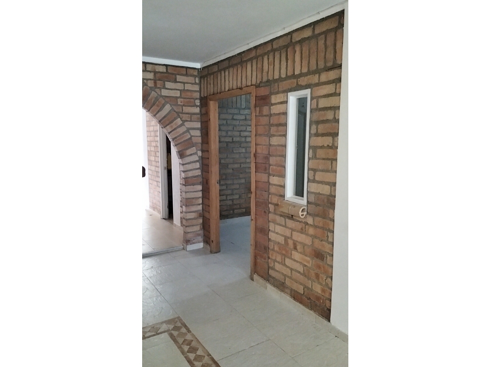 SE VENDE CASA CON PLANCHA EN BARRIO MIRADOR - 168 — foto 3