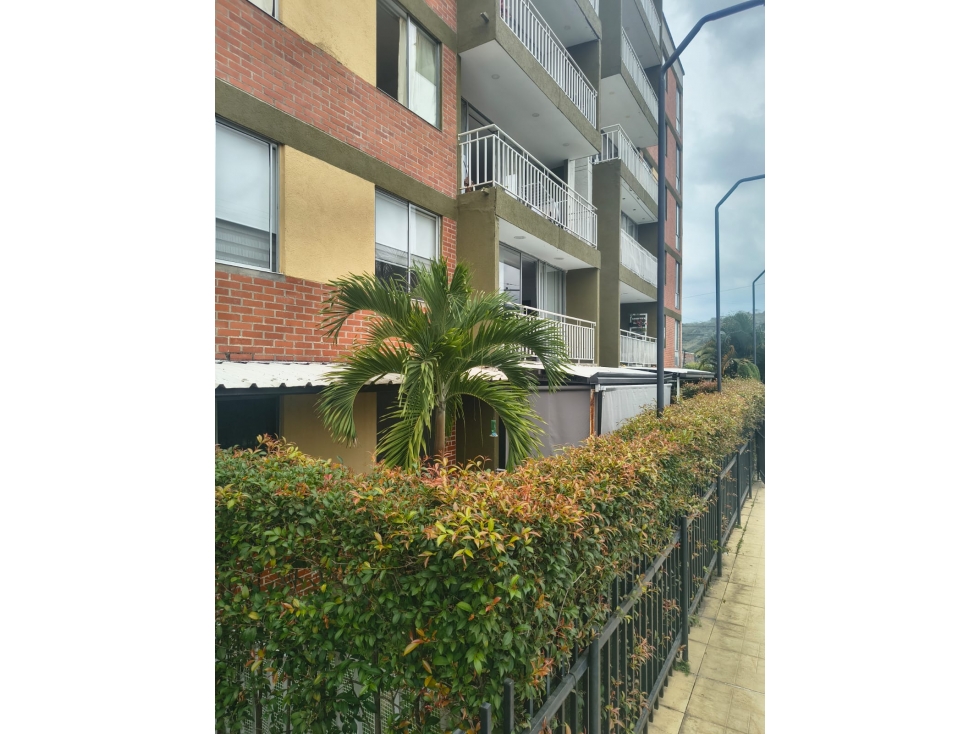 SE VENDE APARTAMENTO EN EL EDIFICIO TORRES DE SANTA CLARA - 103