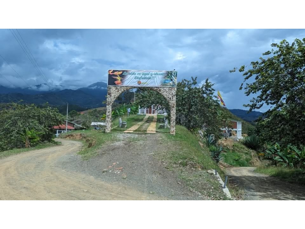 LOTE EN CONDOMINIO MANANTIAL - 17 - 3