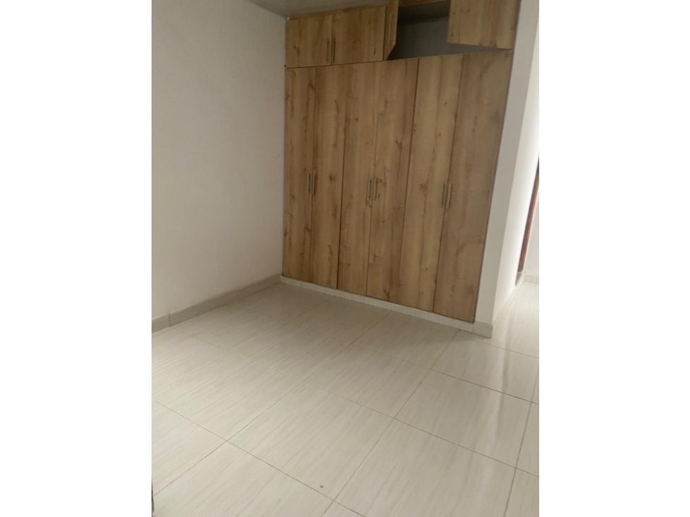 CASA DE 3 PISOS EN VILLA COLOMBIA - 84 - 3