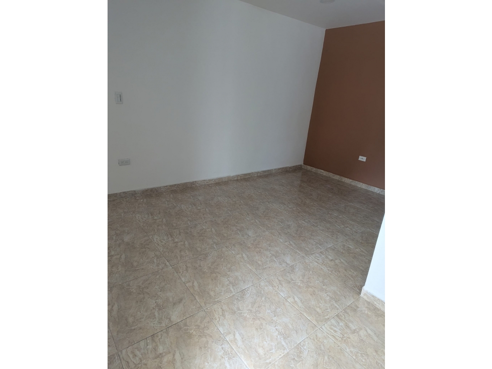 CASA EN EL BARRIO CHICAO - 86 — foto 4