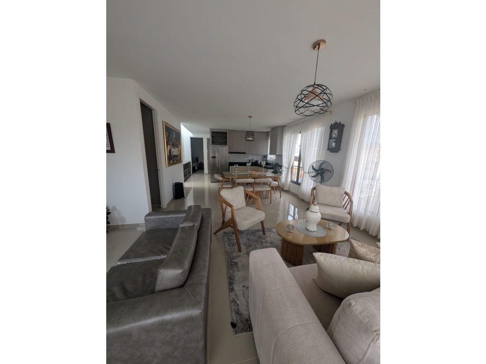 SE VENDE CASA ESQUINERA DE 3 PISOS BARRIO LA PRADERA - 23 — foto 2