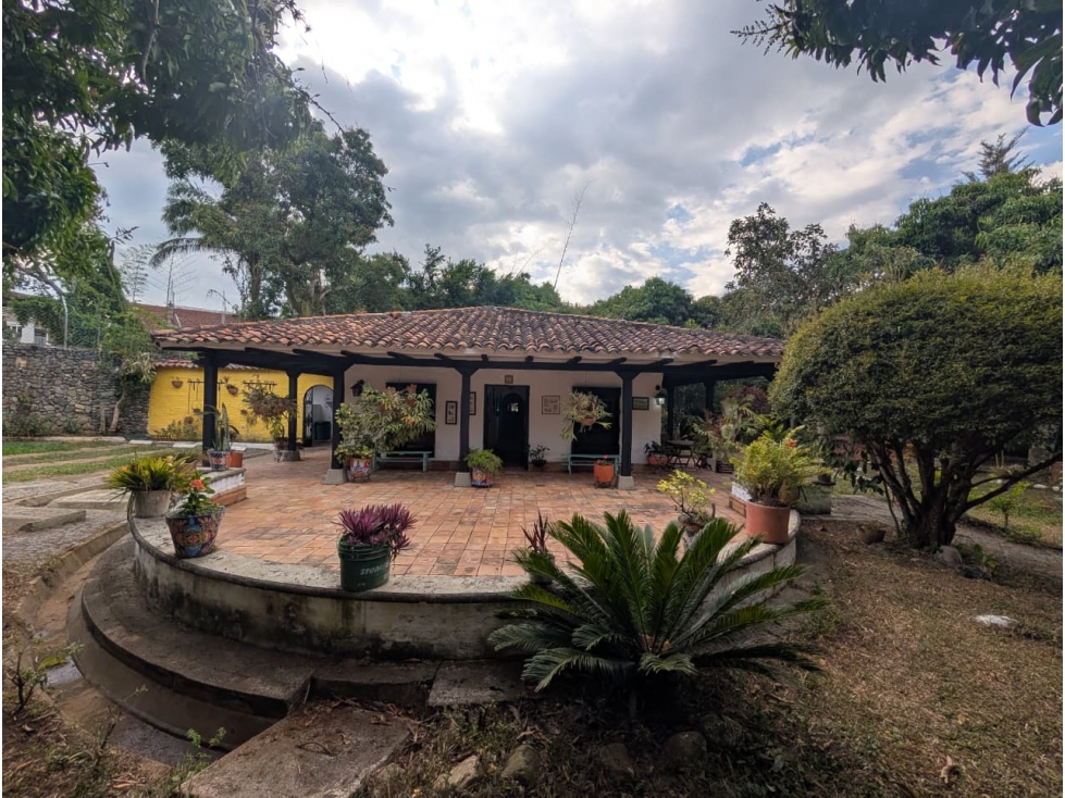 SE VENDE ESPECTACULAR FINCA EN CALOTO - 185 - 1