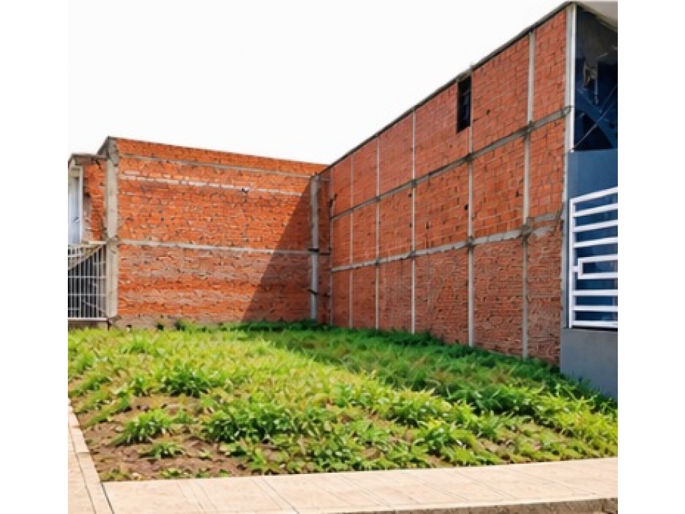C74 SE VENDE LOTE ESQUINERO EN LLANO GRANDE, SANTANDER DE Q - 1