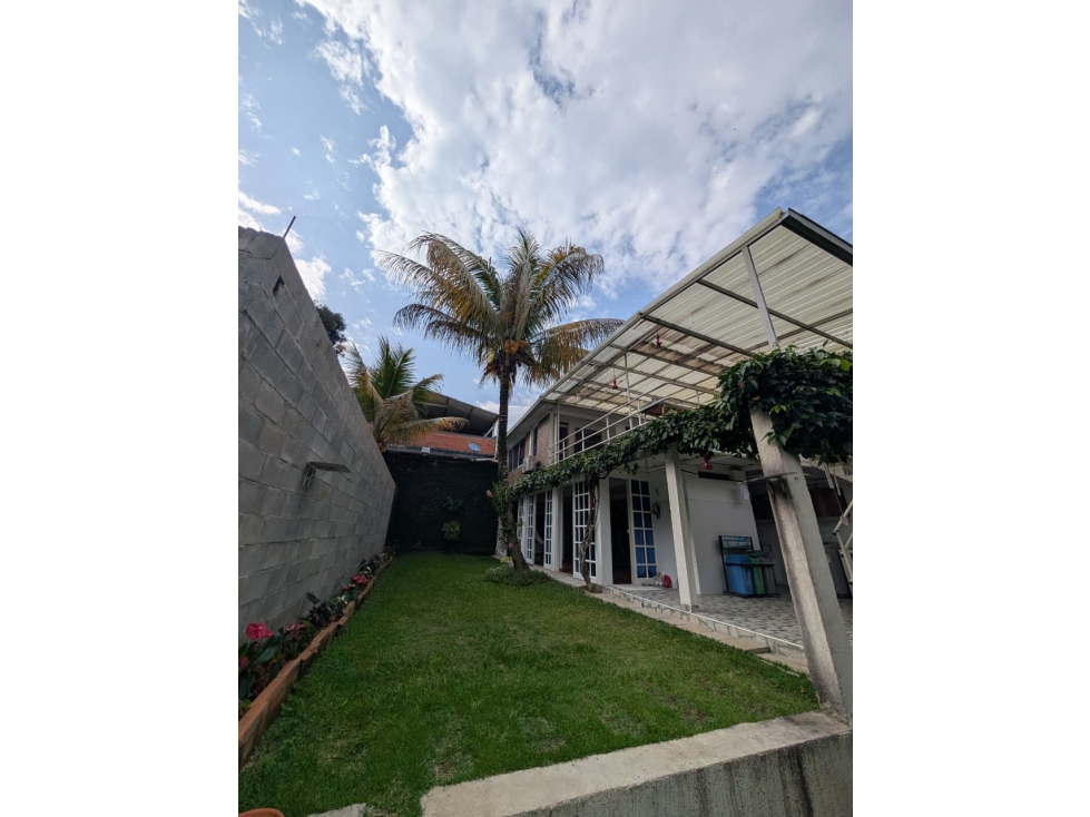 SE VENDE CASA UNIFAMILIAR DE ALTO NIVEL EN SANTA NITA - 150