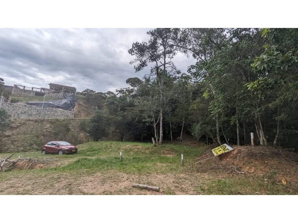 LOTE EN CONDOMINIO MANANTIAL - 17 - 1