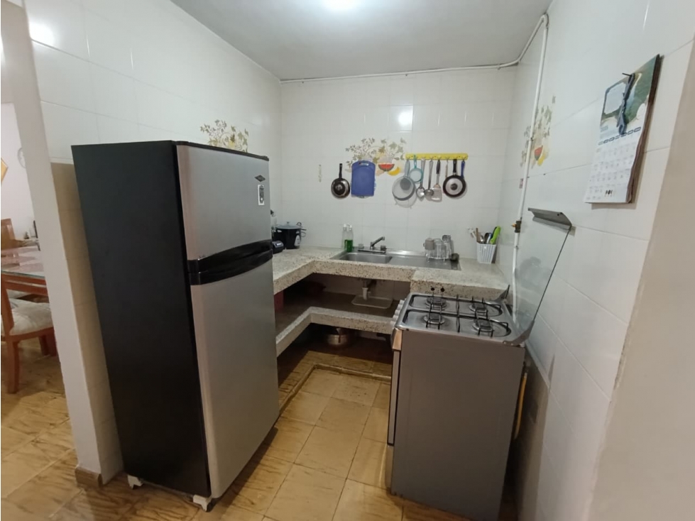 CASA DE DE 3 PISOS EN EL BARRIO EL DORADO - 79 — foto 3