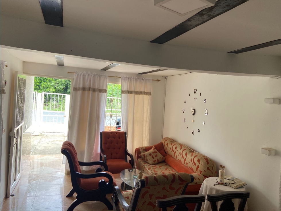 CASA AMPLIA EN CALOTO - 113 - 3