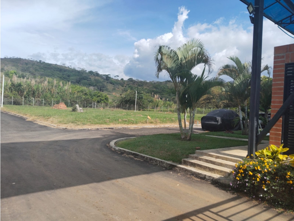 C127 LOTE EN CONDOMINIO VILLA ELITE — foto 3