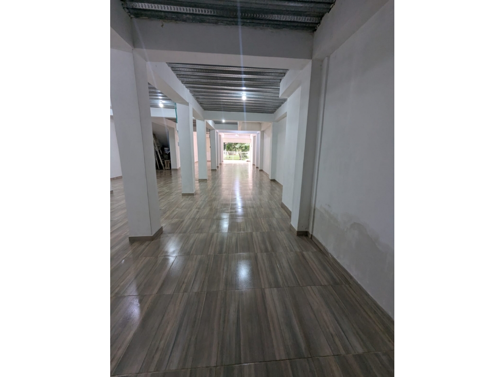SE VENDE CASA COMERCIAL UBICADA EN PISCINA MUNICIPAL C- 6 — foto 4