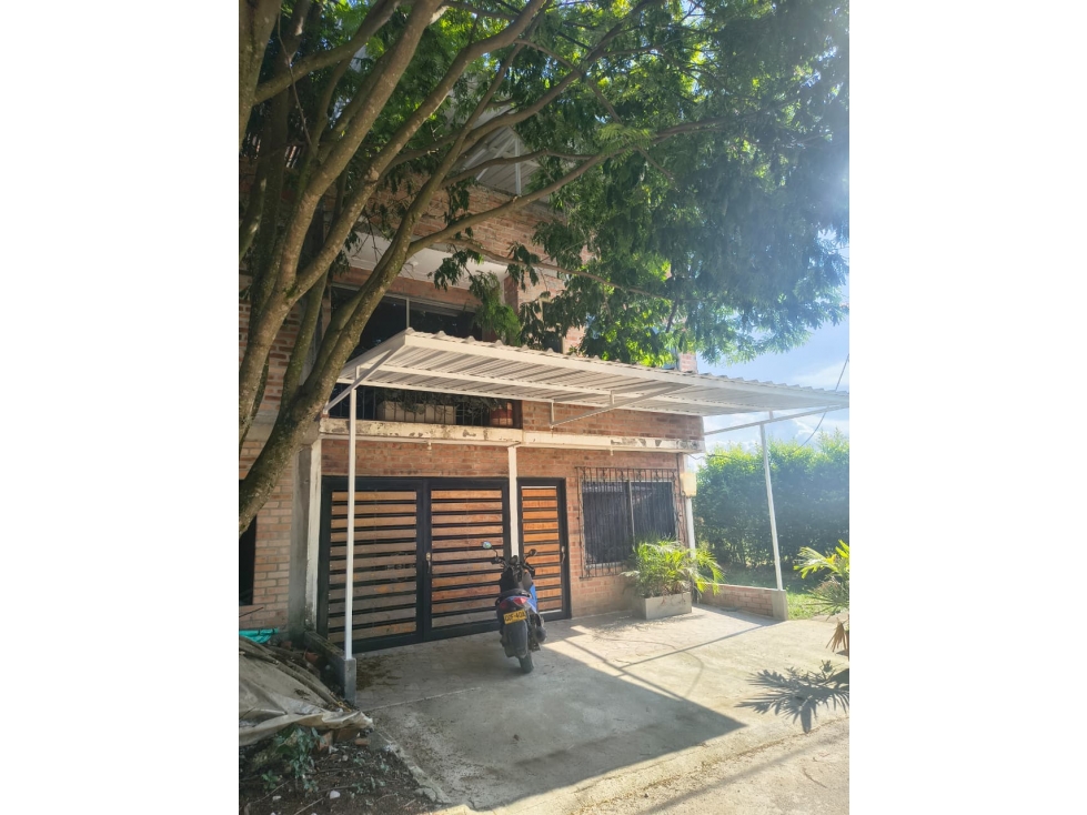 SE VENDE CASA BIFAMILIAR EN CONDOMINIO ANDALUCIA - 170