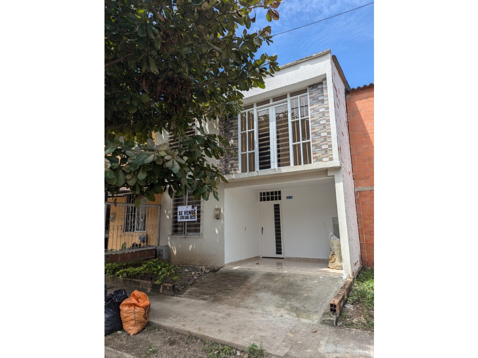 CASA EN EL BARRIO CHICAO - 86