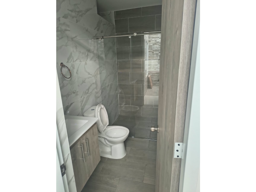 VENTA DE CASA EN LLANO GRANDE- 100 — foto 6