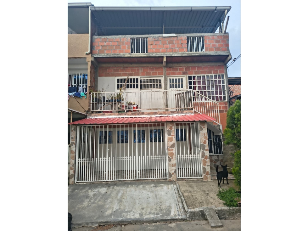 VENTA DE APARTAMENTO PRIMER PISO, PROPIEDAD HORIZONTAL - 106