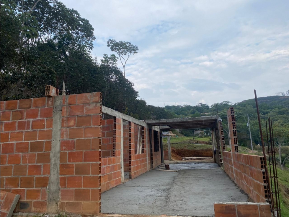 LOTE EN CONTRUCCION, CONDOMINIO MANANTIAL - 77 - 4