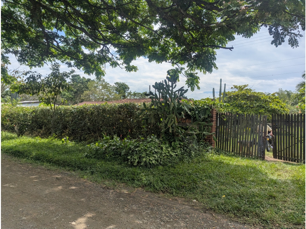 FINCA EN VEREDA DOMINGUILLO - 115 - 6