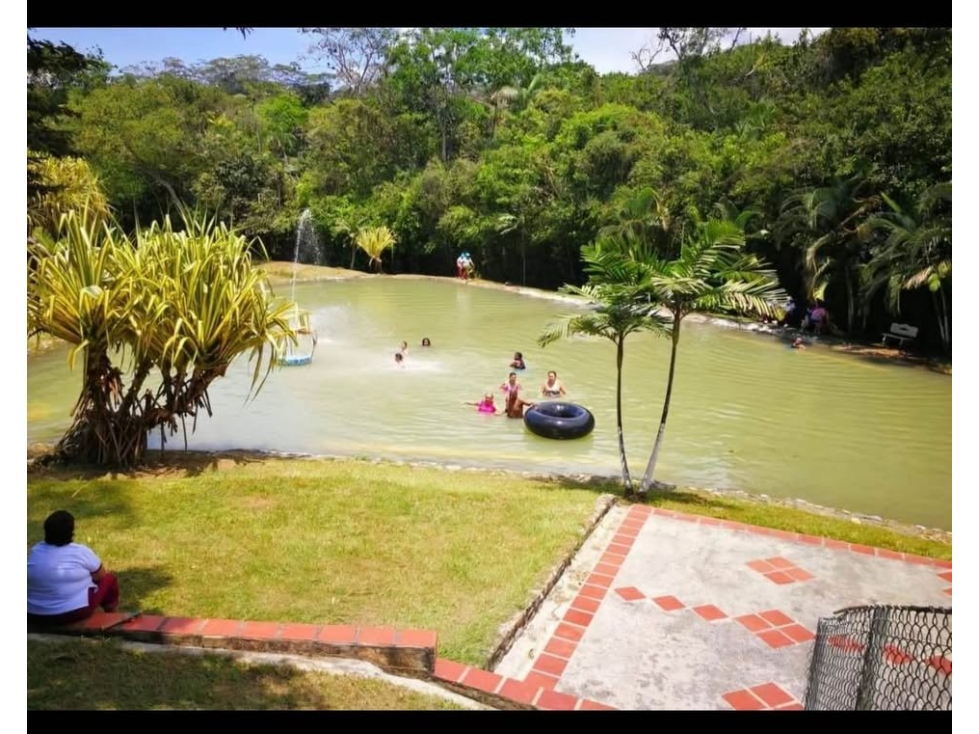 SE VENDE LOTE EN CONDOMINIO MANANTIAL - 161 — foto 3