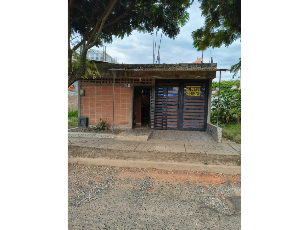 CASA EN EL BARRIO LA SAMARIA - 61 - 1