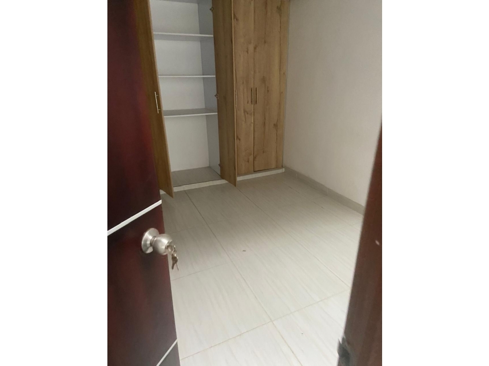 CASA DE 3 PISOS EN VILLA COLOMBIA - 84 - 6