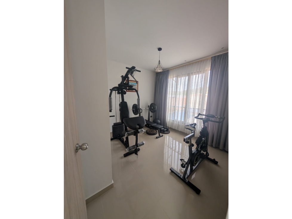 SE VENDE CASA ESQUINERA DE 3 PISOS BARRIO LA PRADERA - 23 — foto 6