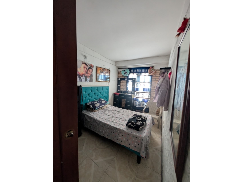VENTA - CASA DE DOS PISOS C- 38 — foto 2