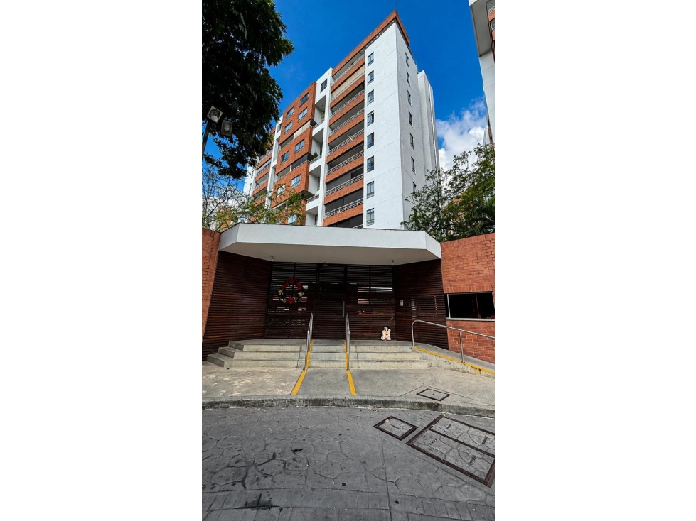 SE VENDE APARTAMENTO EN EDIFICIO OESTE DE CALI - 193