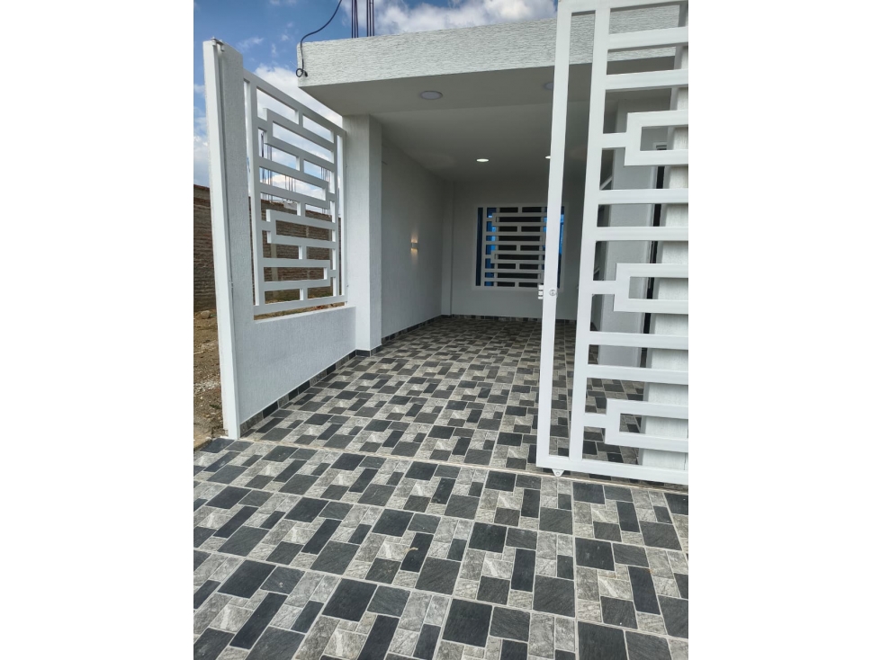 SE VENDE CASA LUXURY EN VILLA CAMILA - 187