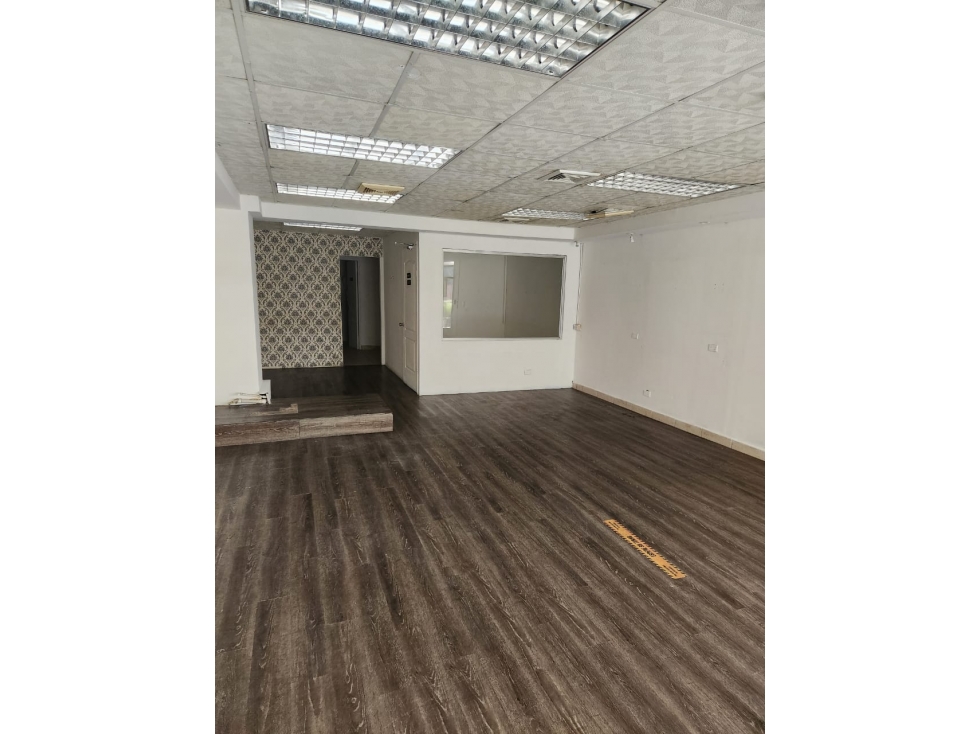 Local comercial en alquiler en Camino de Cruces 1000$
