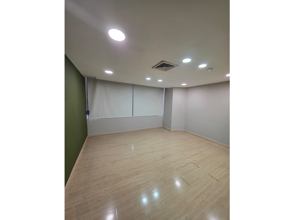 Oficina en alquiler en Obarrio, Calle 50 | 180 m²