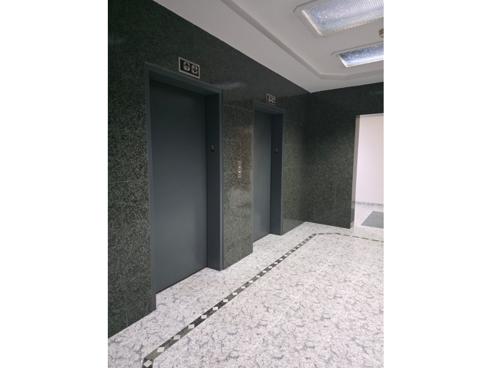 Oficina en alquiler en Obarrio | 90 m² y 2 estacionamientos - 1