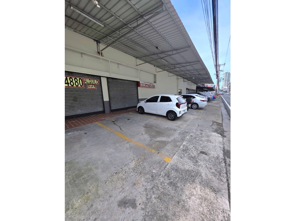 Local en Los Ángeles cerca de Transístmica | 635 m² | $3000/mes