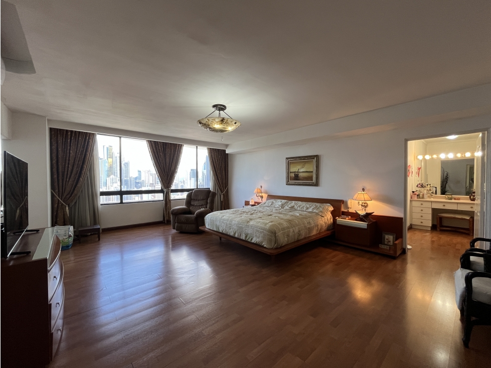 Penthouse en Obarrio | 420 m² y 4 recámaras | $480,000 — foto 3