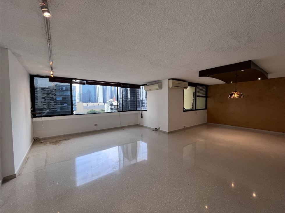 Apartamento en Venta en Obarrio,170 m² 3 Recámaras 2 p