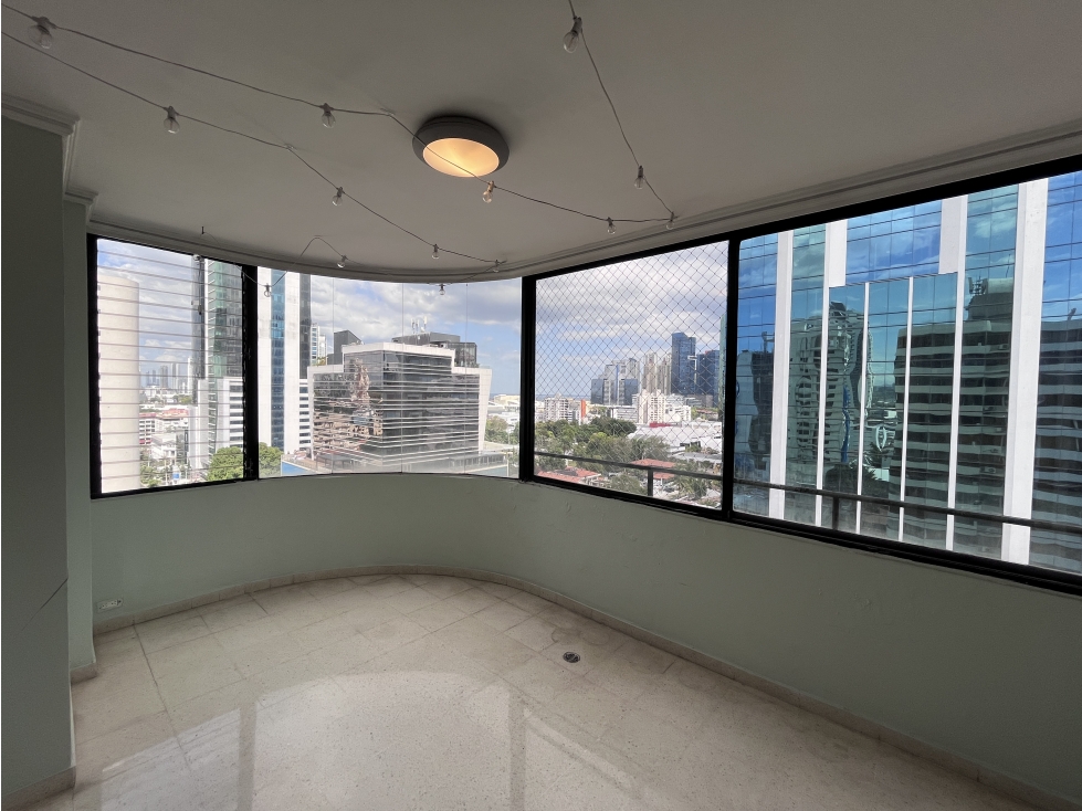 Venta de Apart Familiar en Obarrio, $310,000 Negociable 236 m² — foto 2