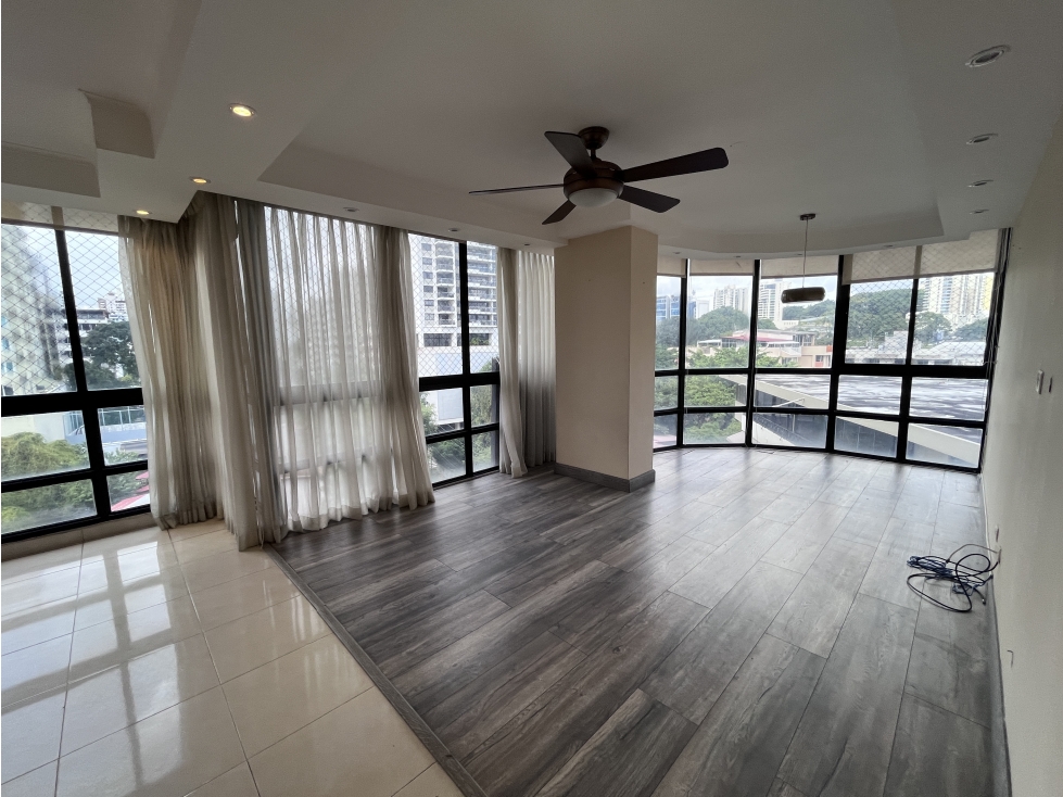 Venta de Apartamento Familiar, El Cangrejo $335,000 Negociable 180 m² — foto 2