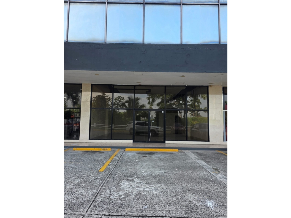 Local en alquiler en Paitilla | 105 m² por $2,000 al mes - 2