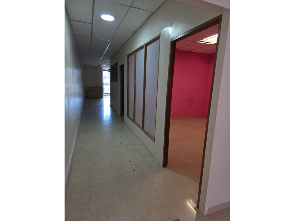 Local en alquiler en Hato Pintado | 125 m² sobre Vía España - 2