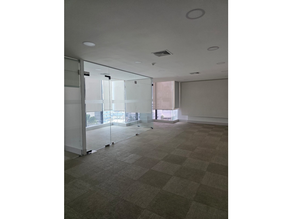 Oficina en alquiler en Obarrio | 90 m² y 2 estacionamientos - 2